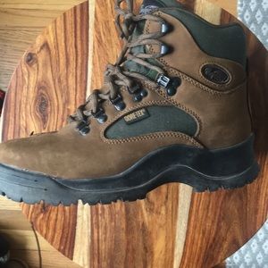 Vasque hiking boots